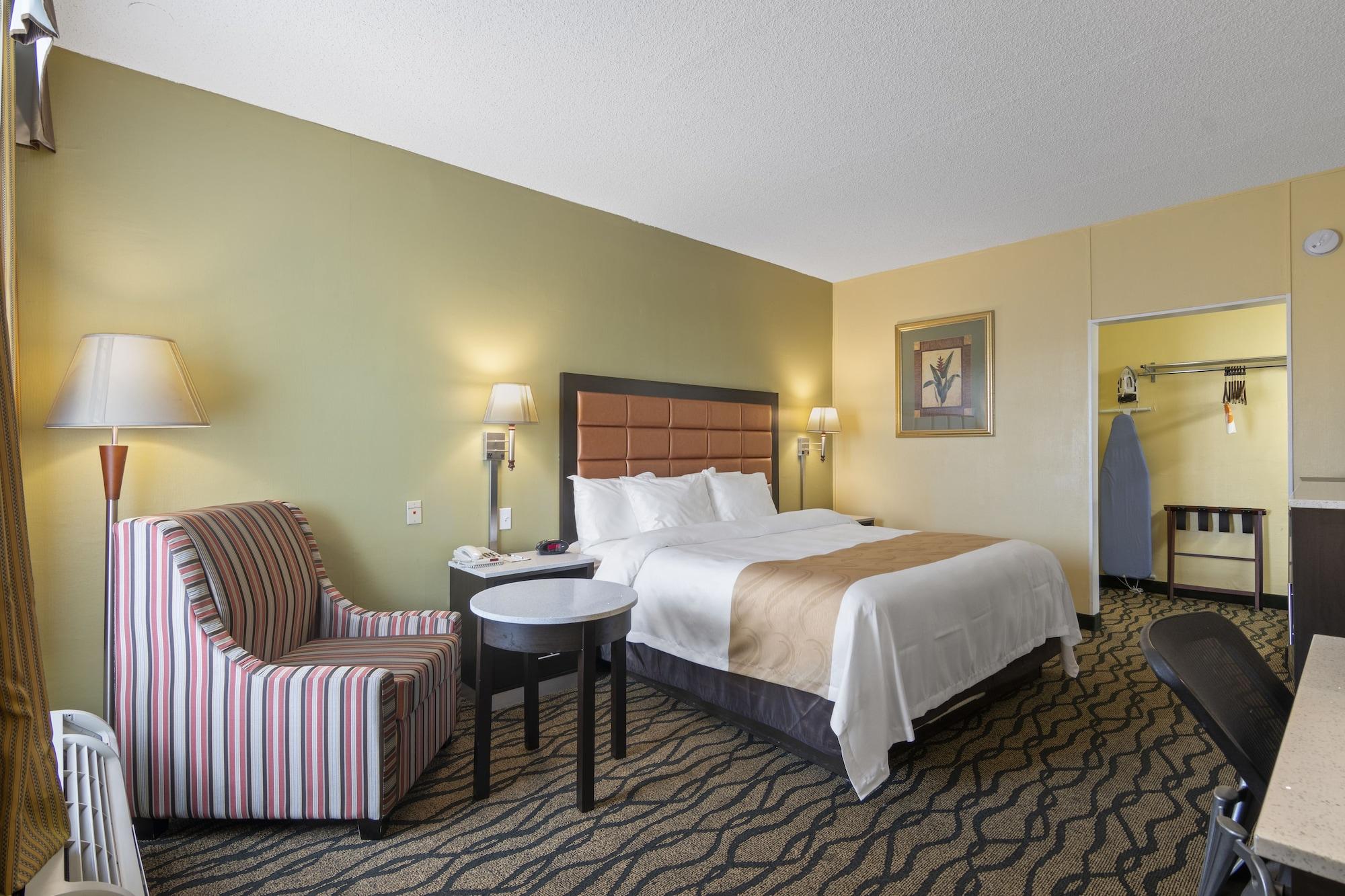 Quality Inn Airport - Cruise Port Tampa Exterior photo
